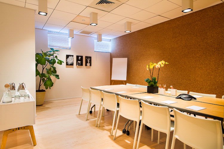 Photo of Small Meeting room